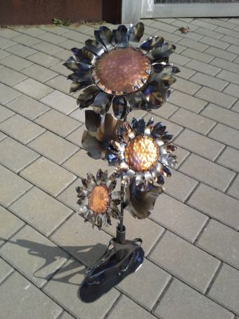 Sonnenblume aus Kupfer und Eisen